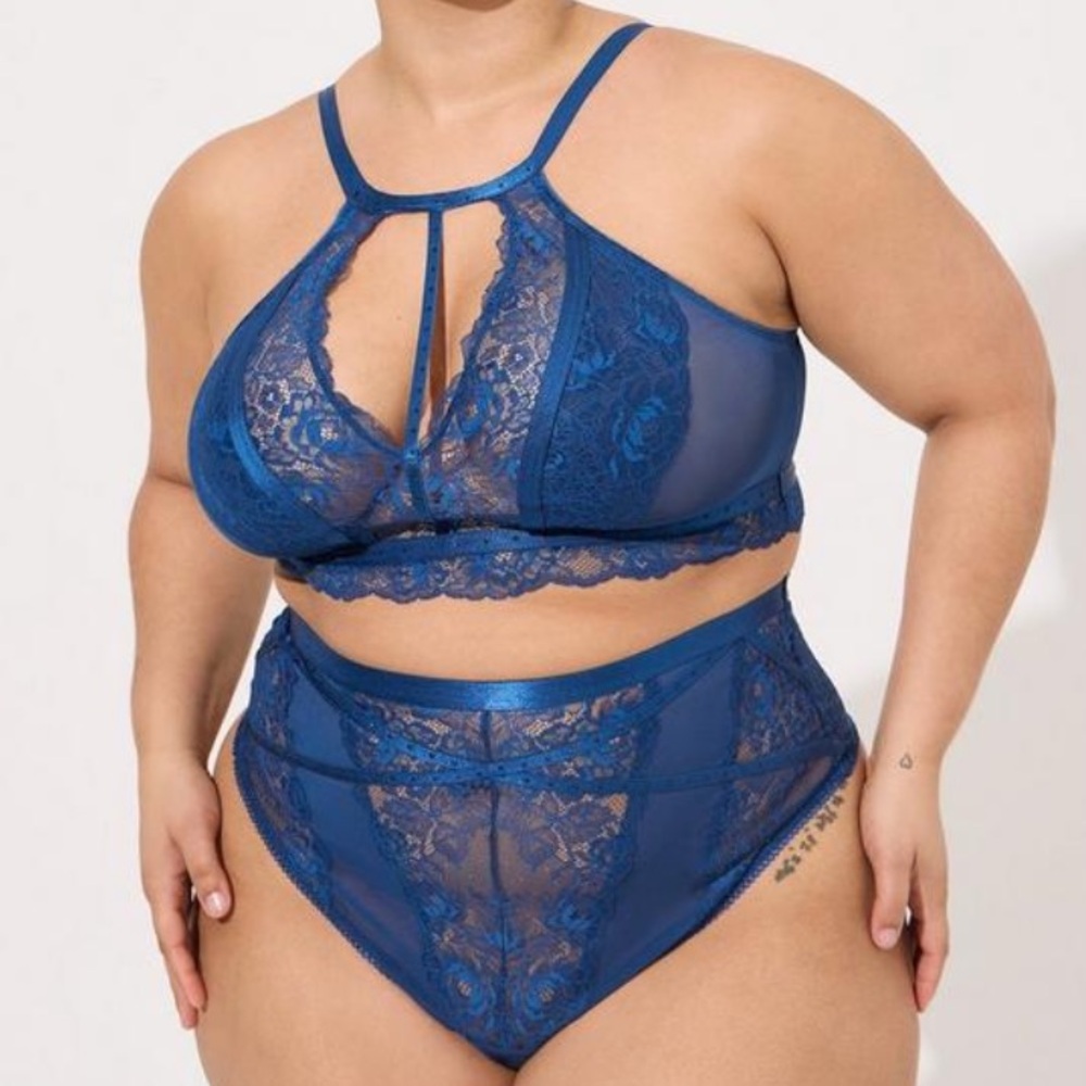 Blue Lace Women's Intimates Set